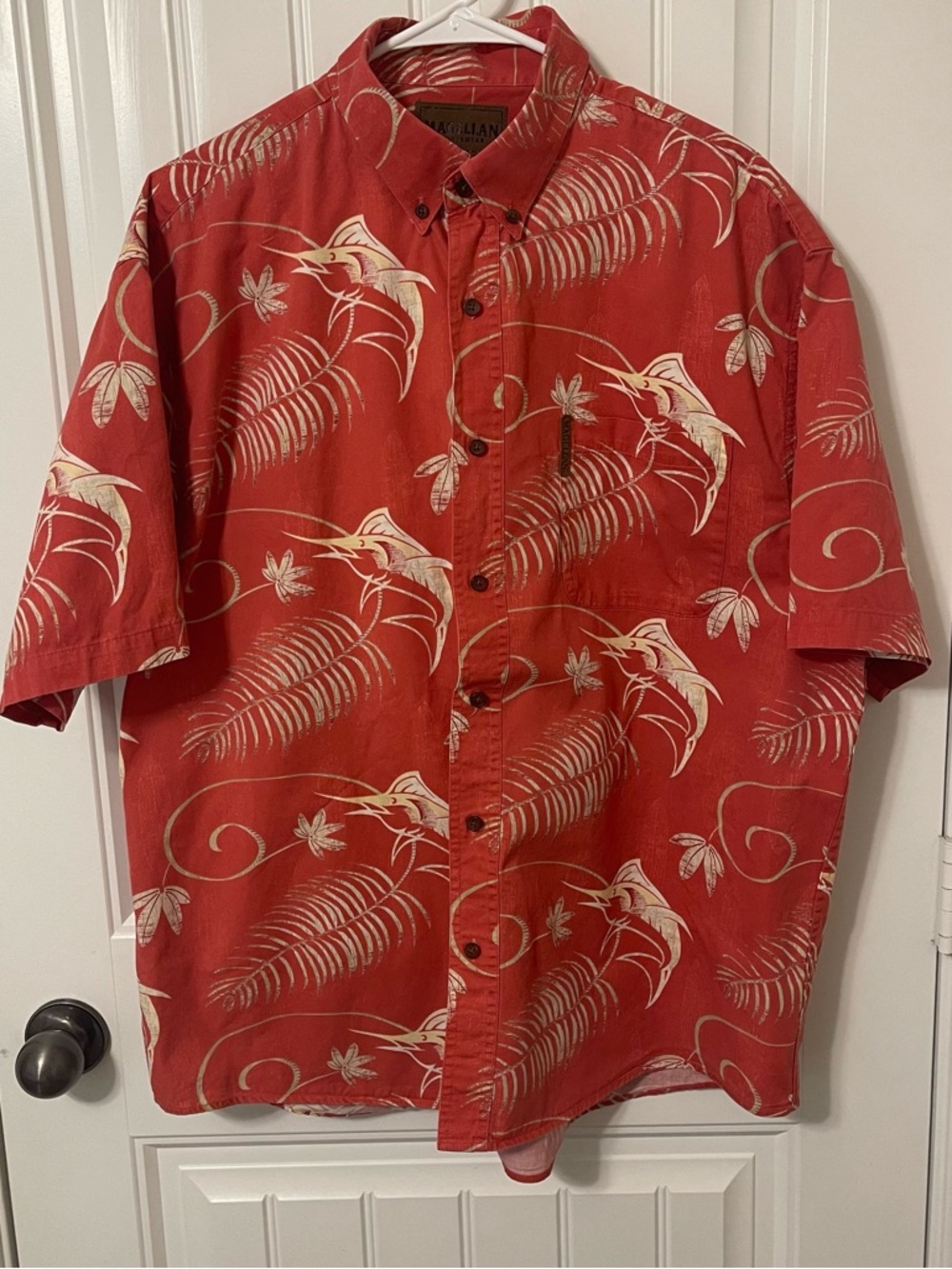 Magellan Outdoors Red Men’s XL Fish Print Button-Down Shirt Tropical Marlin